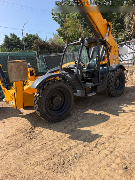 2021 JCB 510-56