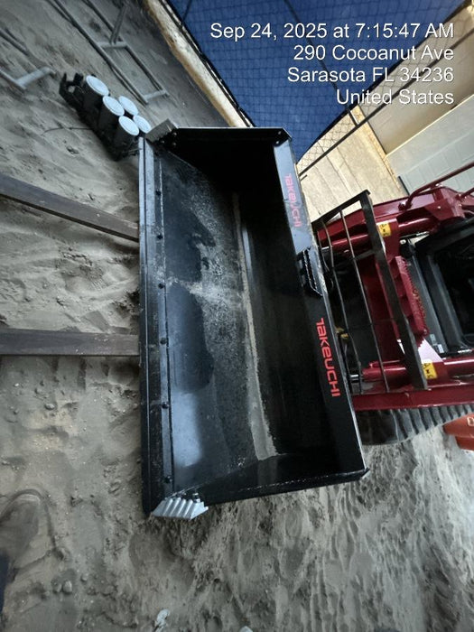 2025 TAKEUCHI 80" Smooth Bucket - Takeuchi