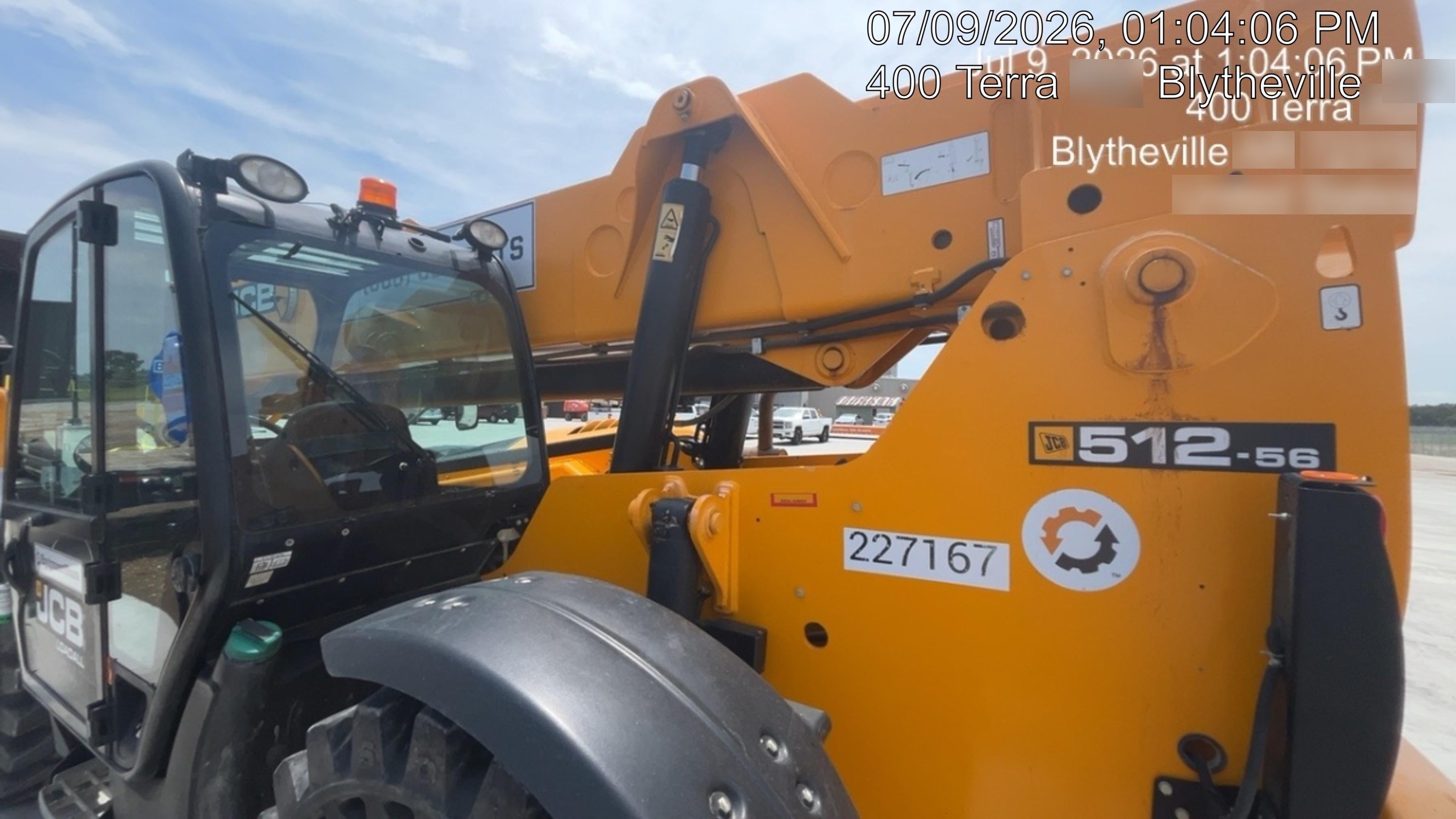 2022 JCB 512-56
