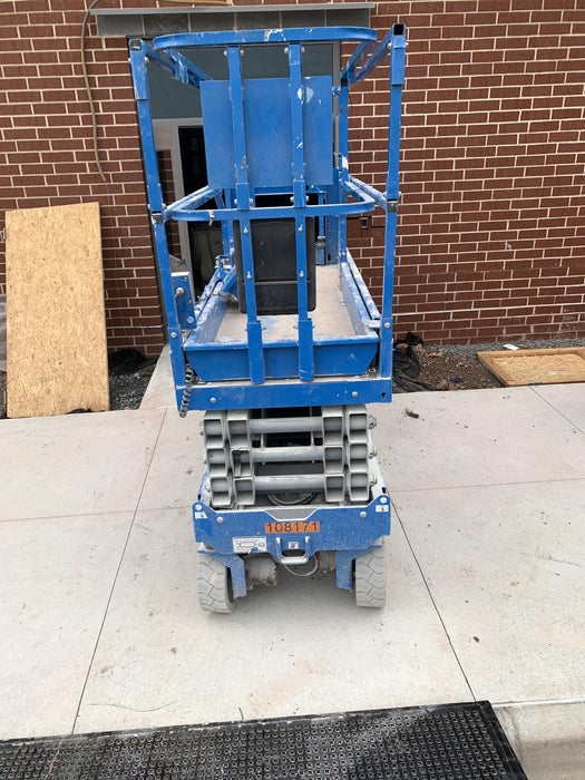 2020 Genie GS-2632 Solid NM Tires, Folding Rails with Half-Height Swing Gate, Beacon