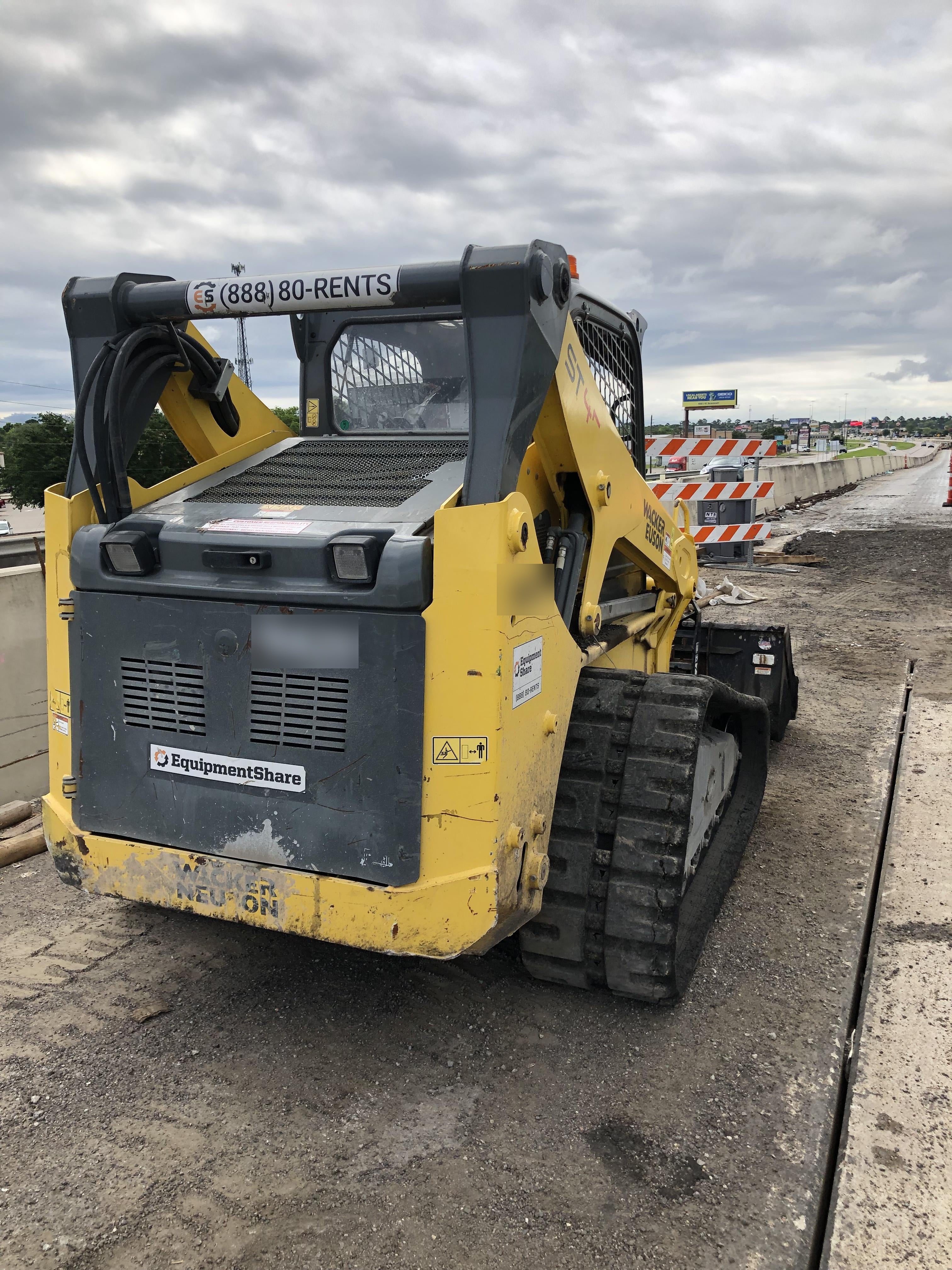 Wacker Neuson ST45 Wacker Neuson ST45 10K Tracked Skid Loader, Canopy, ISO, Bucket Leveling, 84" Bucket w/ Smooth bolt on edge
