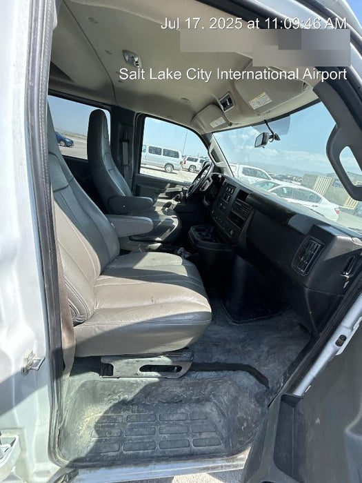 2023 CHEVROLET Express Van - Rental