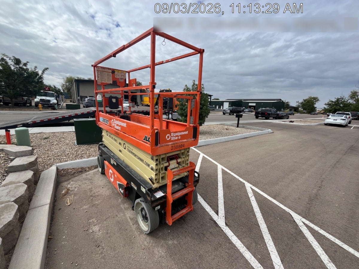 2022 JLG ES2632