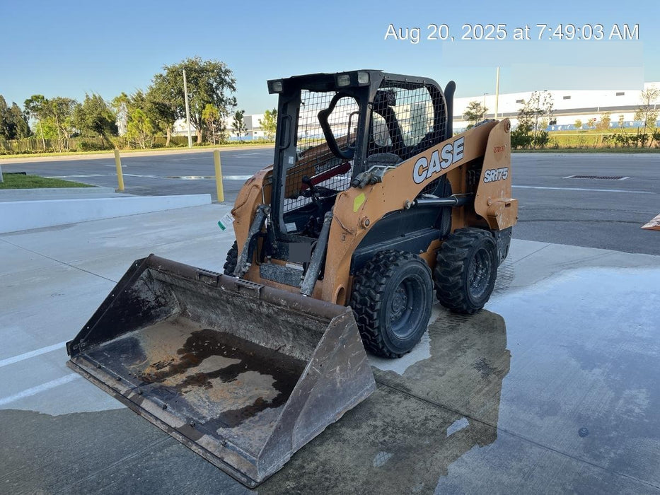 2019 CASE SR175