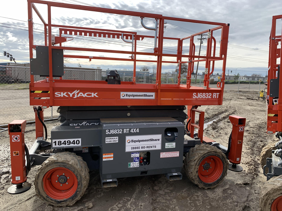 2021 SKYJACK SJ6832 RT