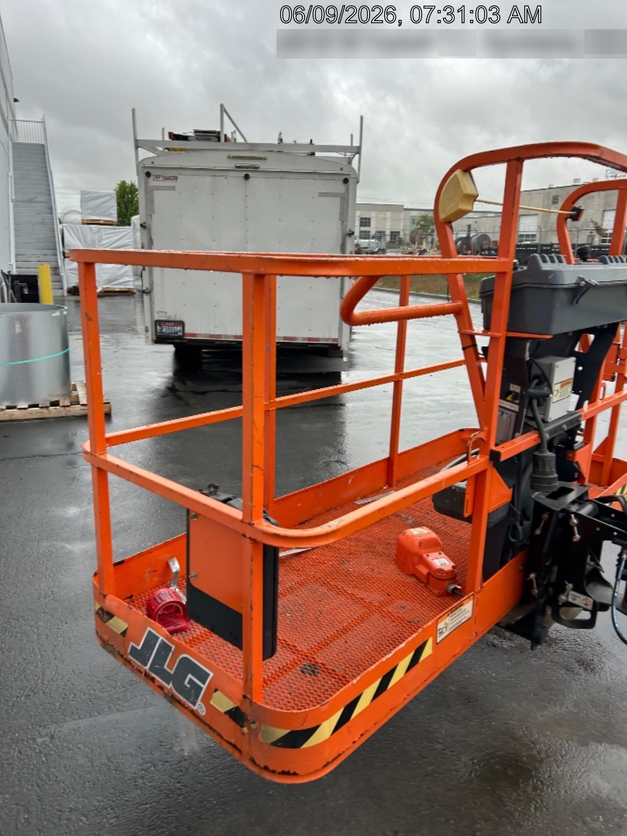 2021 JLG 400S