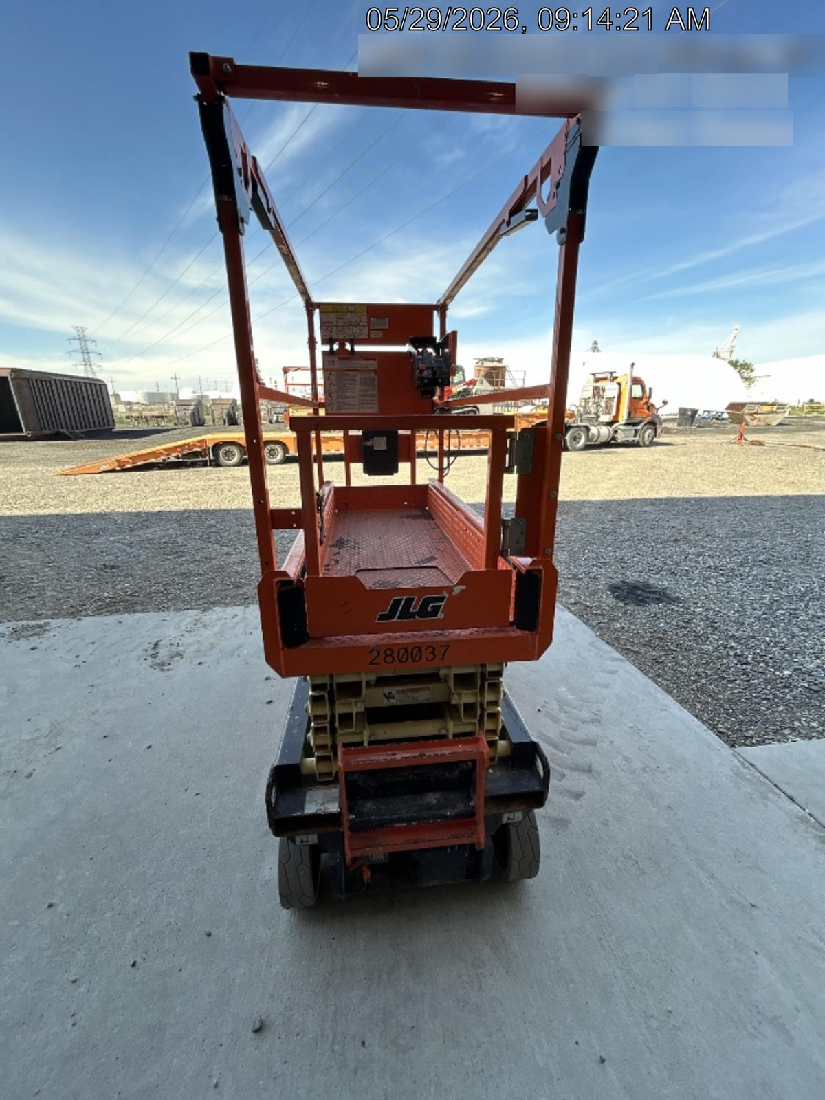 2022 JLG ES1932
