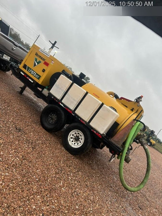 2021 Vac-Tron LP573XDT T4 Koehler Diesel Engine, 500 Gallon Debris Tank, x2 100 Gallon Water Tanks