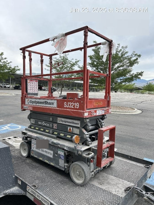 2021 SKYJACK SJ3219