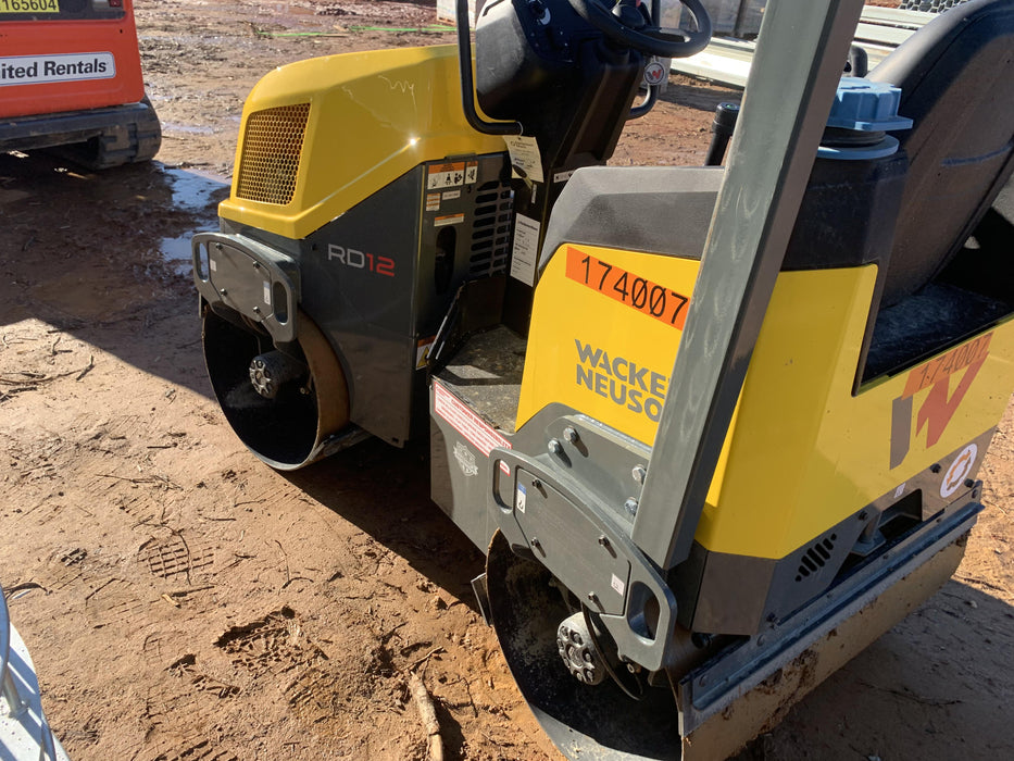 2021 WACKER NEUSON RD12A