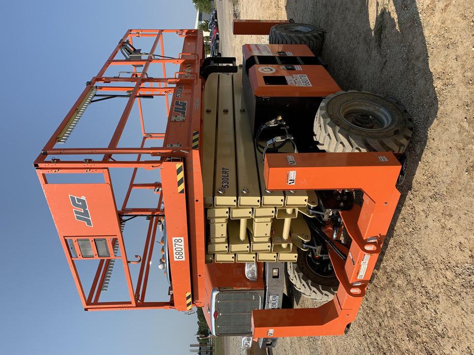 2020 JLG 530LRT