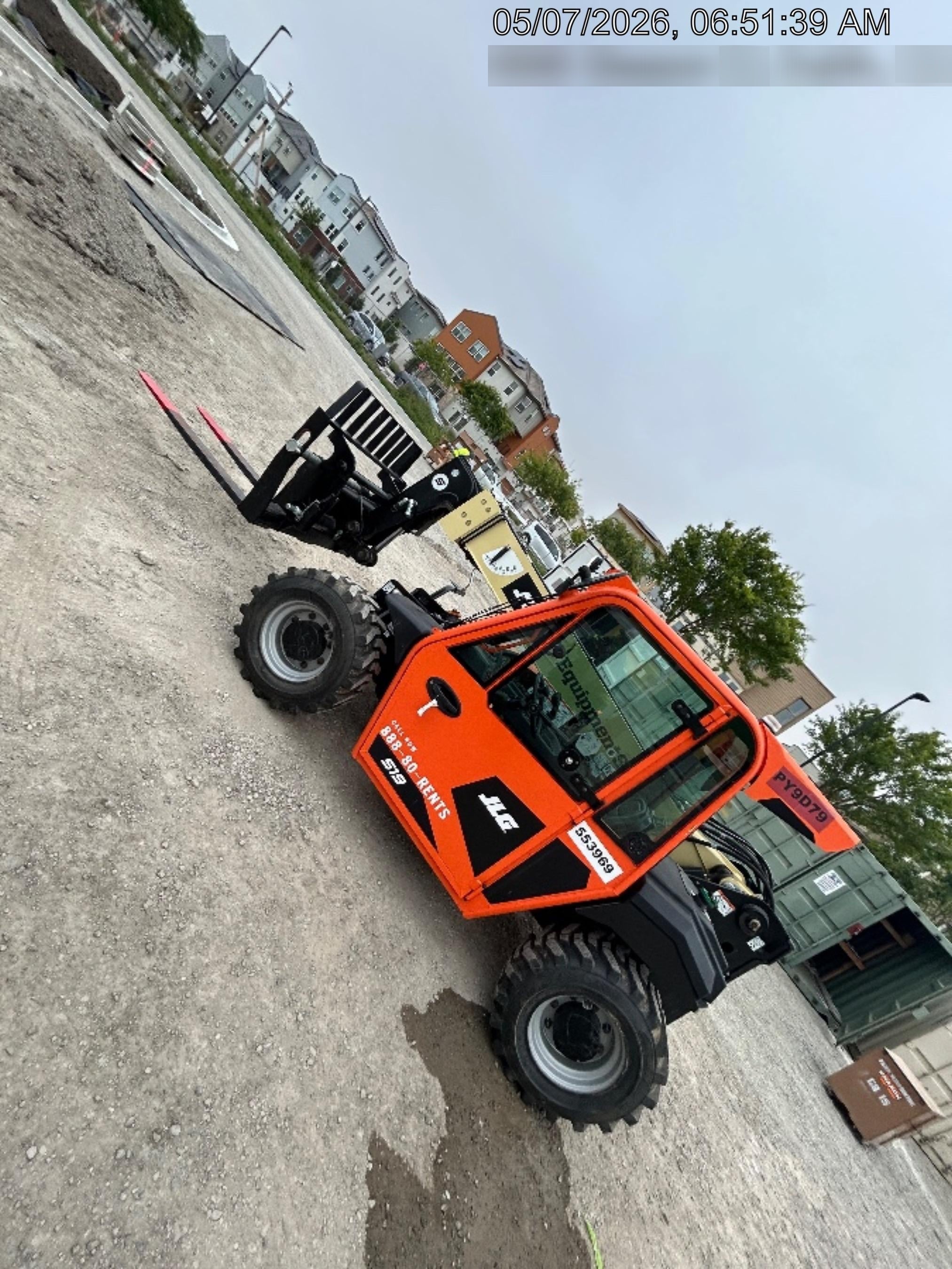 2025 JLG 519