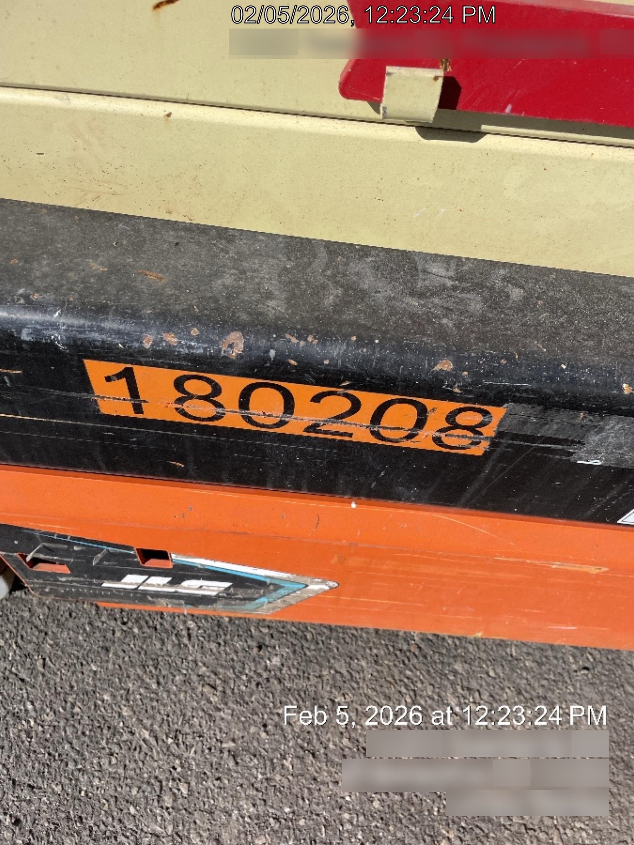 2021 JLG ES1932