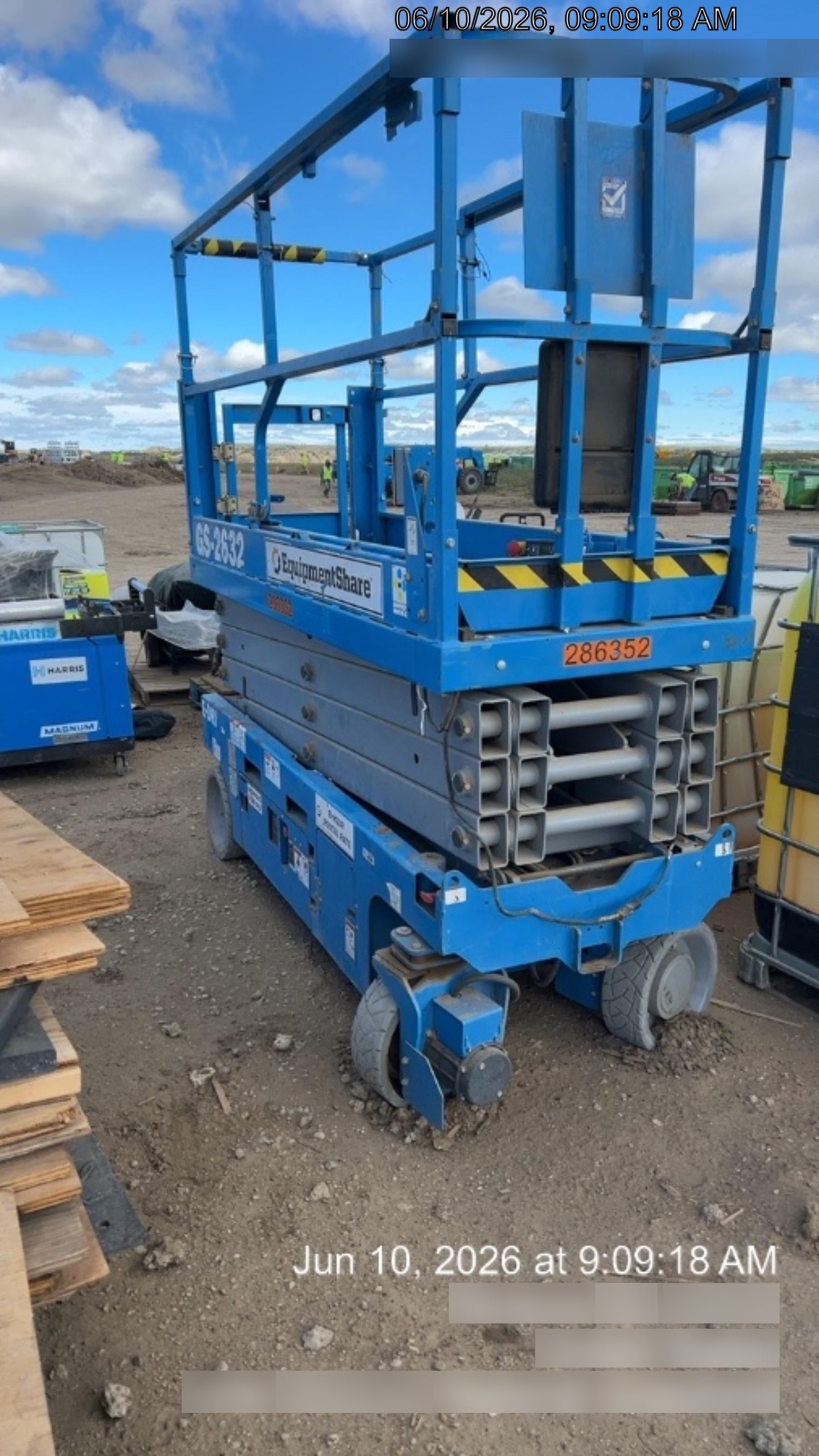 2022 GENIE GS-2632