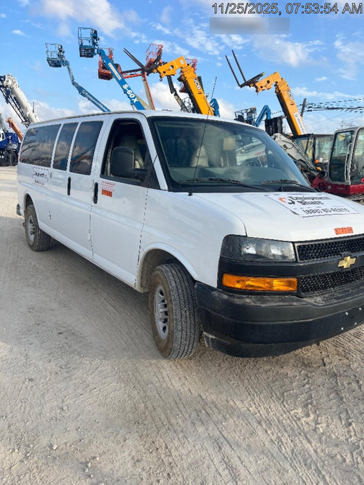 2023 CHEVROLET Express Van - Rental