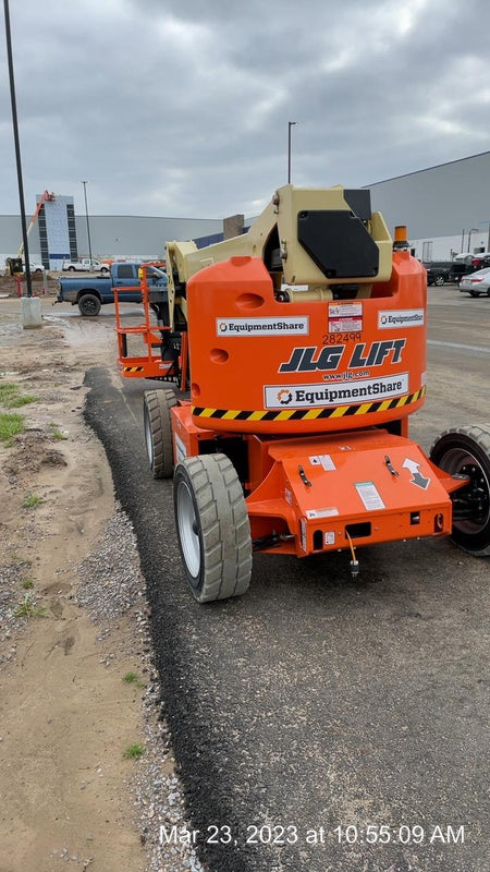 2022 JLG E450AJ