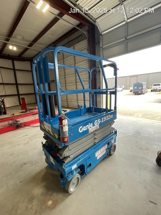2024 GENIE GS-1932M