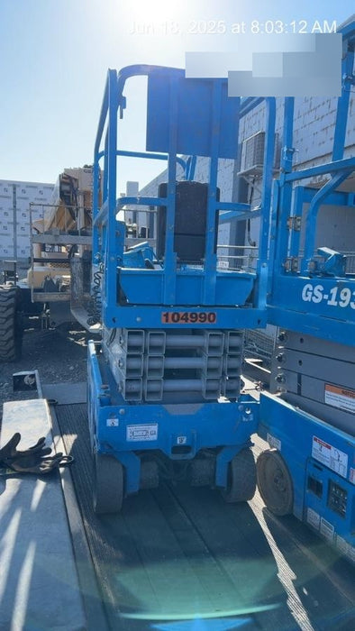 2020 Genie GS-1930 Fixed rails with chain entry gate - Pre A92.20, 800W Inverter