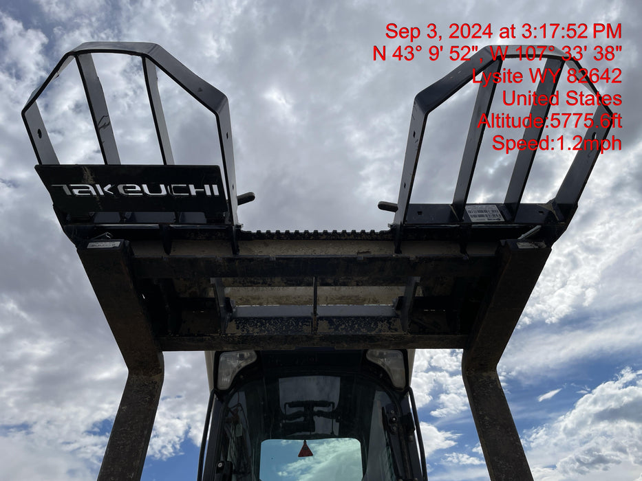 2022 TAKEUCHI 48" Pallet Forks - Takeuchi