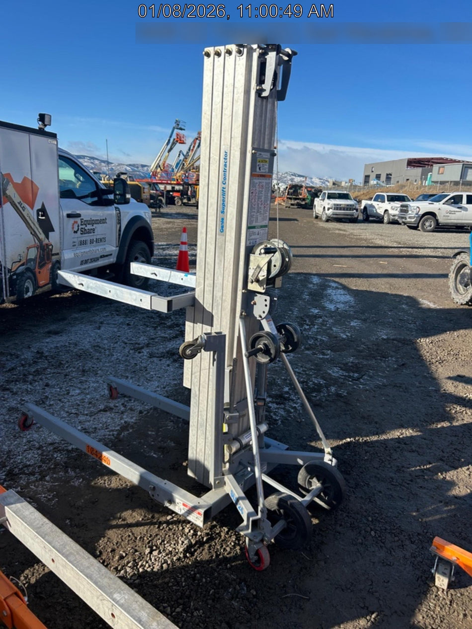 2020 GENIE SLC-24