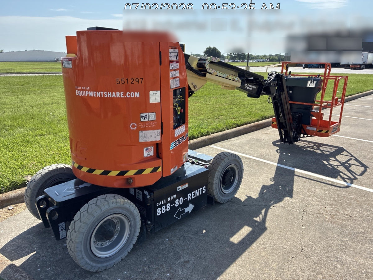 2025 JLG E300AJP