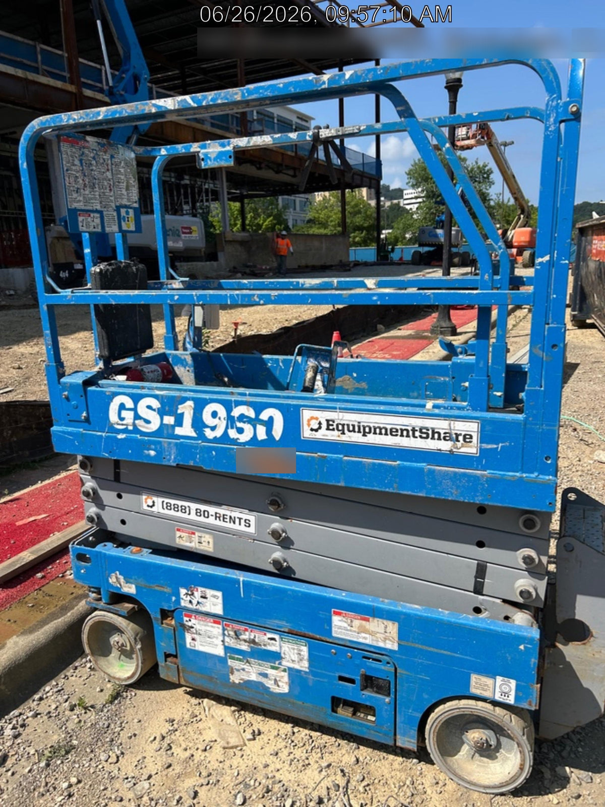 2020 Genie GS-1930 Fixed rails with chain entry gate - Pre A92.20