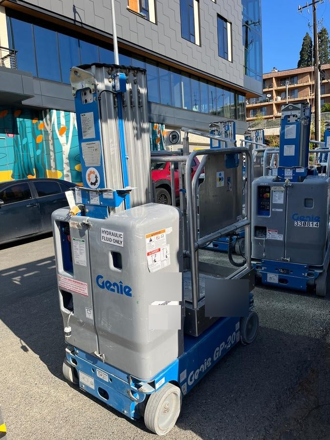 2019 GENIE GR-20