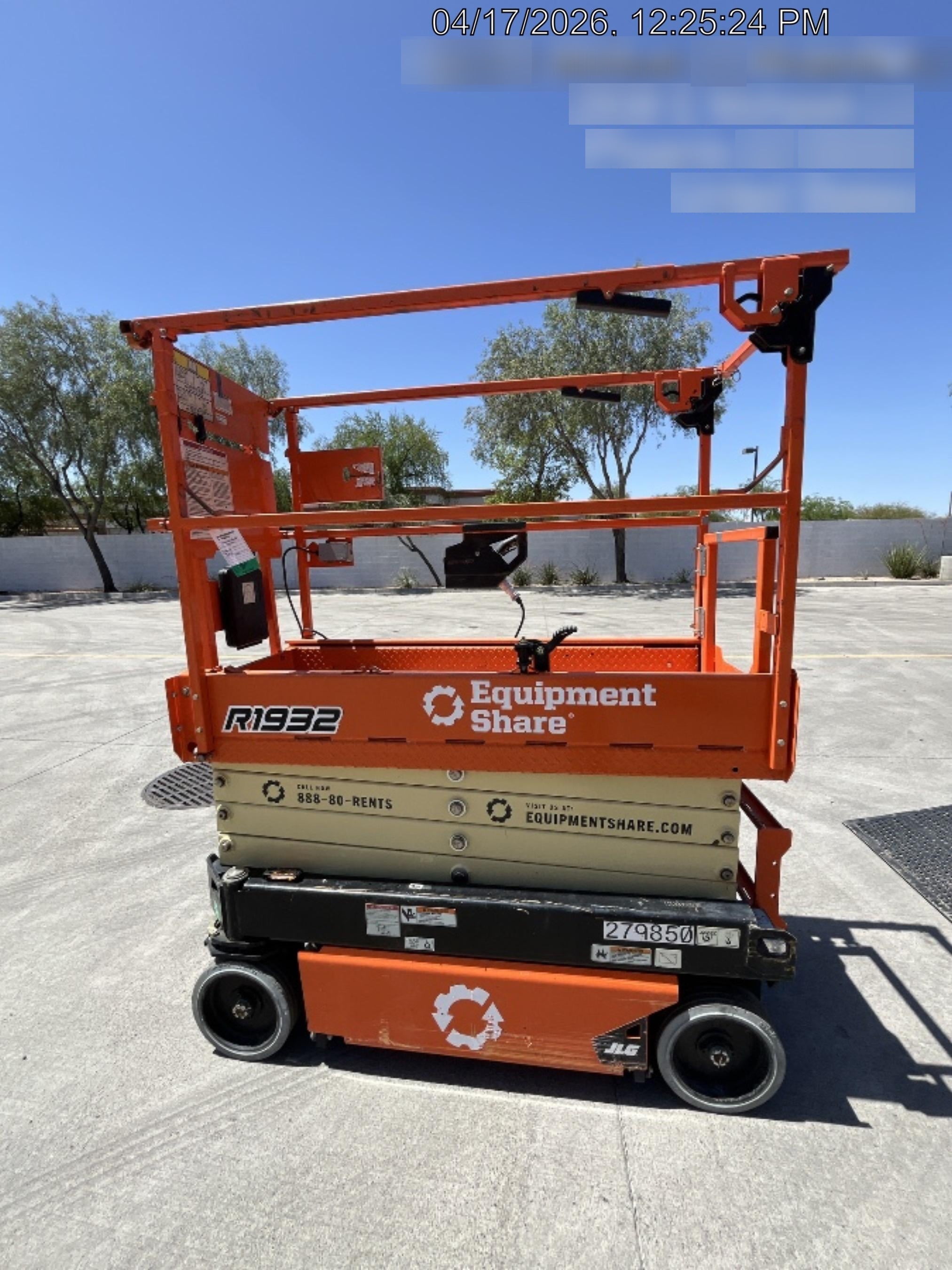 2022 JLG R1932