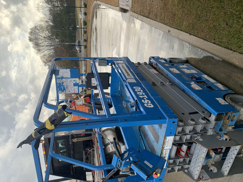 2019 GENIE GS-1930