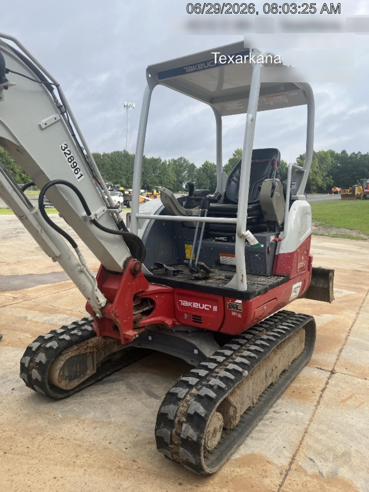 2023 TAKEUCHI TB235-2R