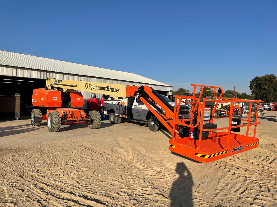 2022 JLG 860SJ