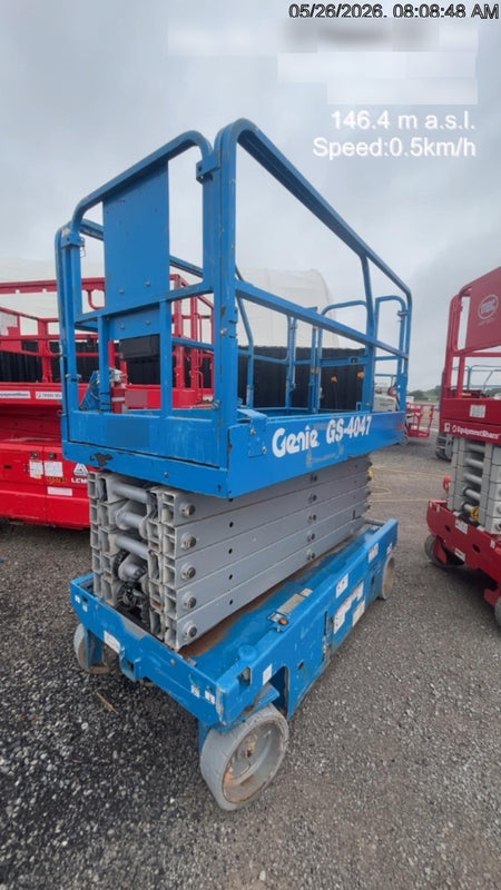 2019 Genie GS-4047 Folding rails with half height swing gate