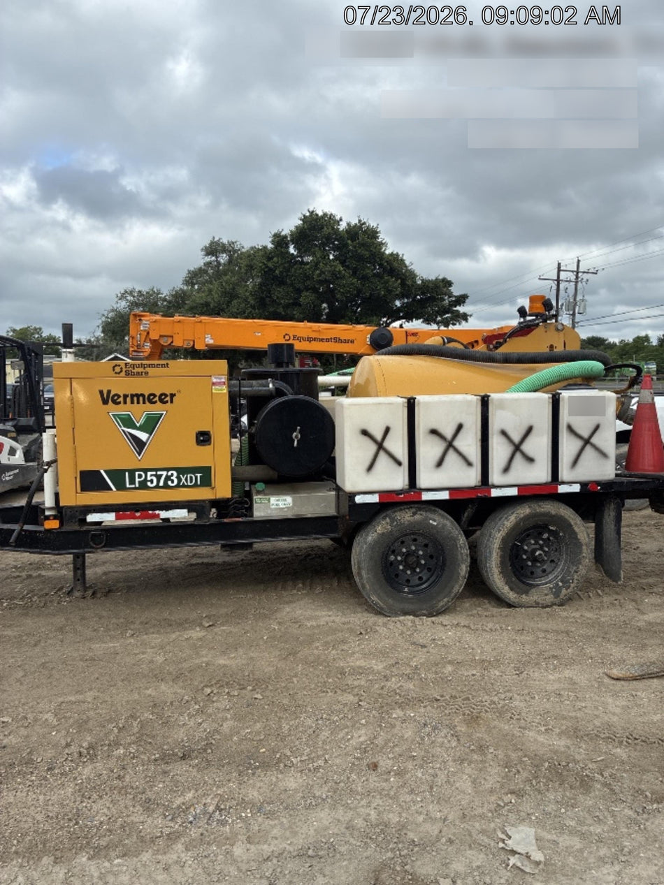 2023 Vac-Tron LP573XDT T4 Koehler Diesel Engine, 500 Gallon Debris Tank, x2 100 Gallon Water Tanks