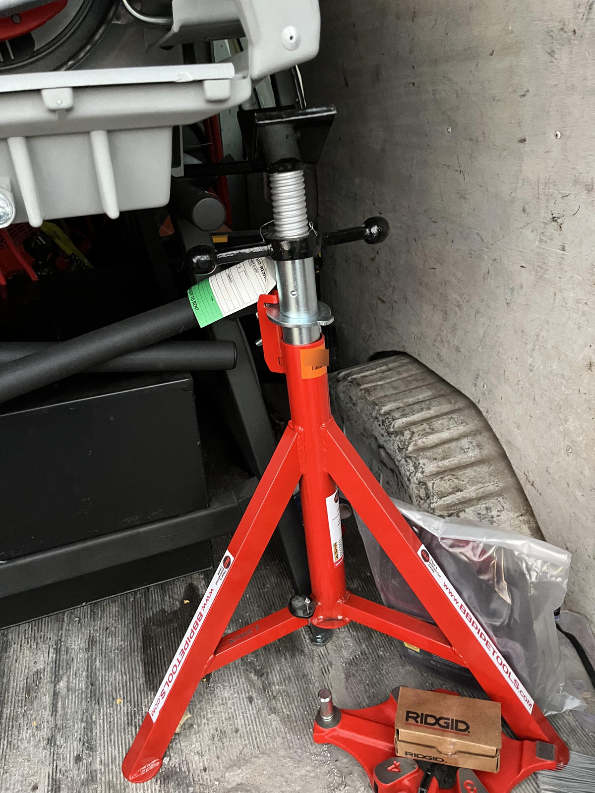 2023 B&B PIPE 4100E