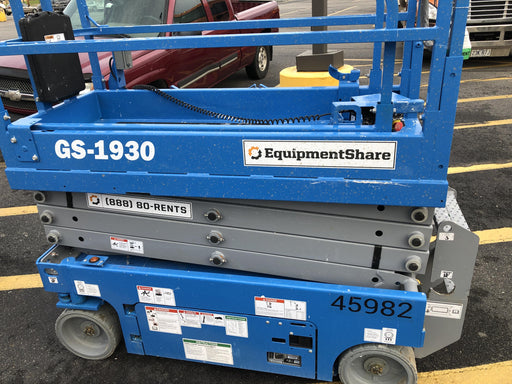 2019 Genie GS-1930 Fixed rails with chain Entry