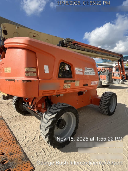 2019 JLG 660SJ