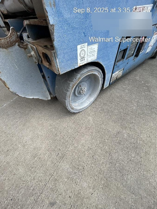 2019 Genie GS-1930 Fixed rails with chain Entry