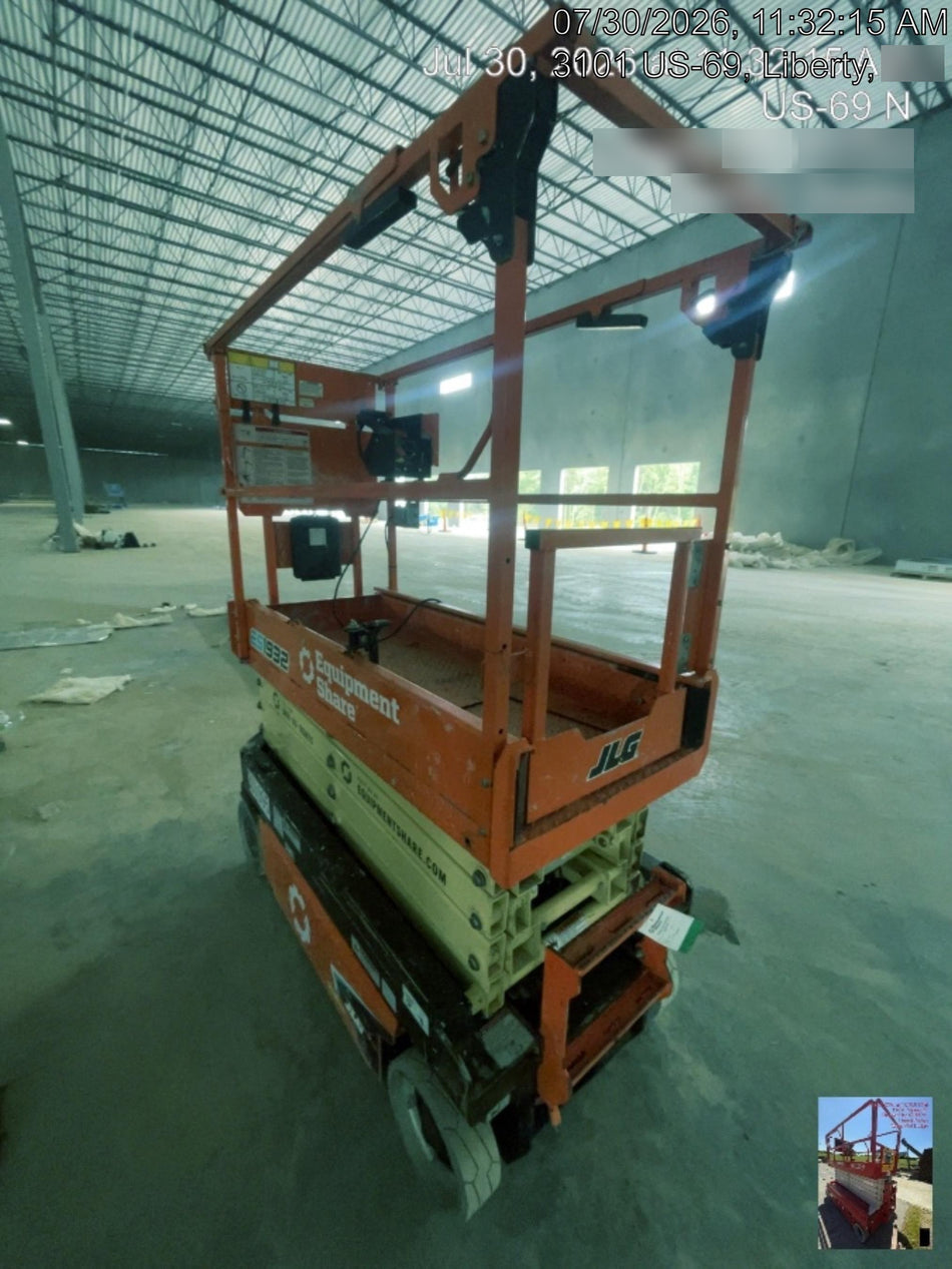 2023 JLG ES1932