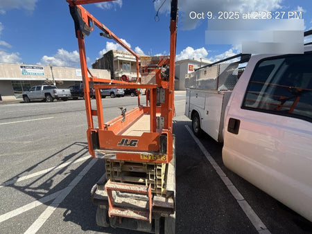 2021 JLG ES1932