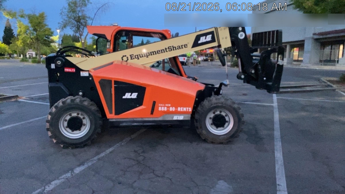 2025 JLG 519