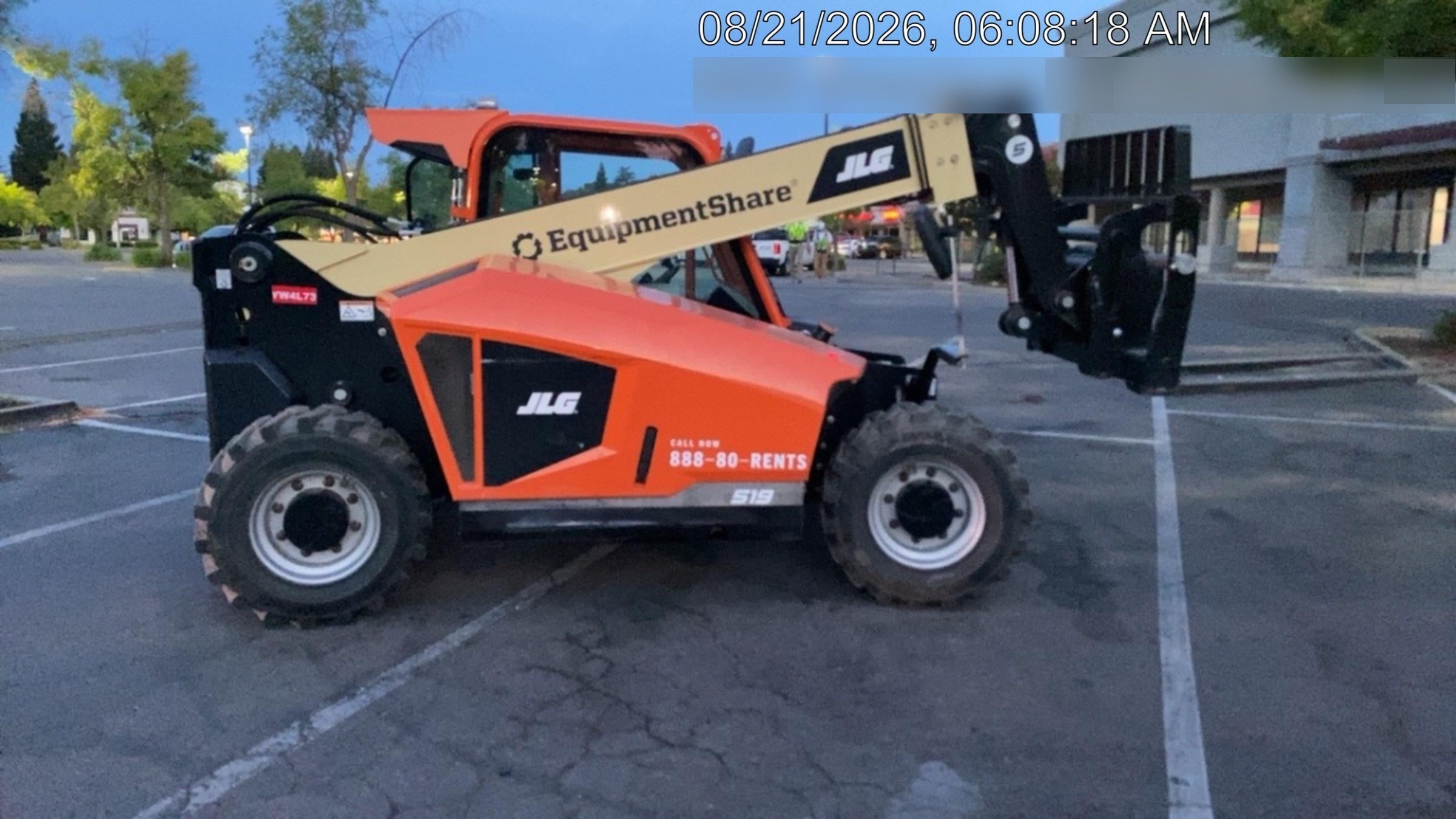 2025 JLG 519