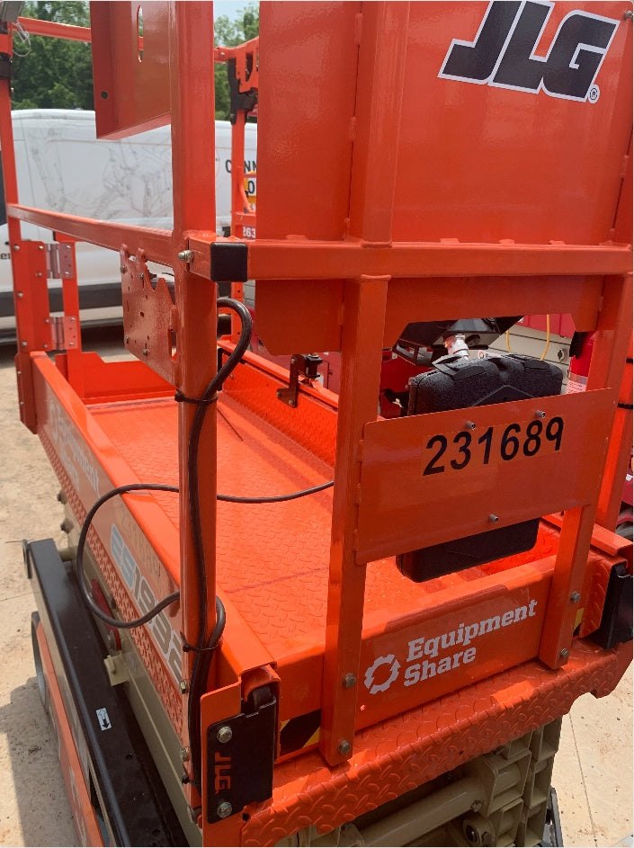 2022 JLG ES1932