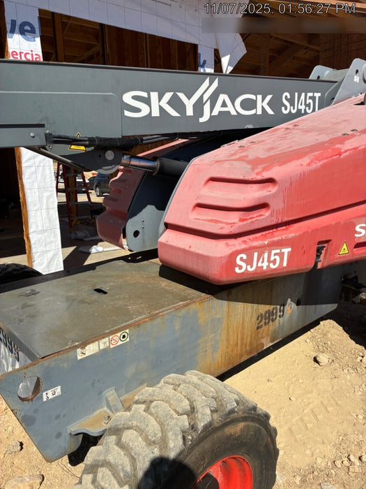 2017 SKYJACK SJ45T+