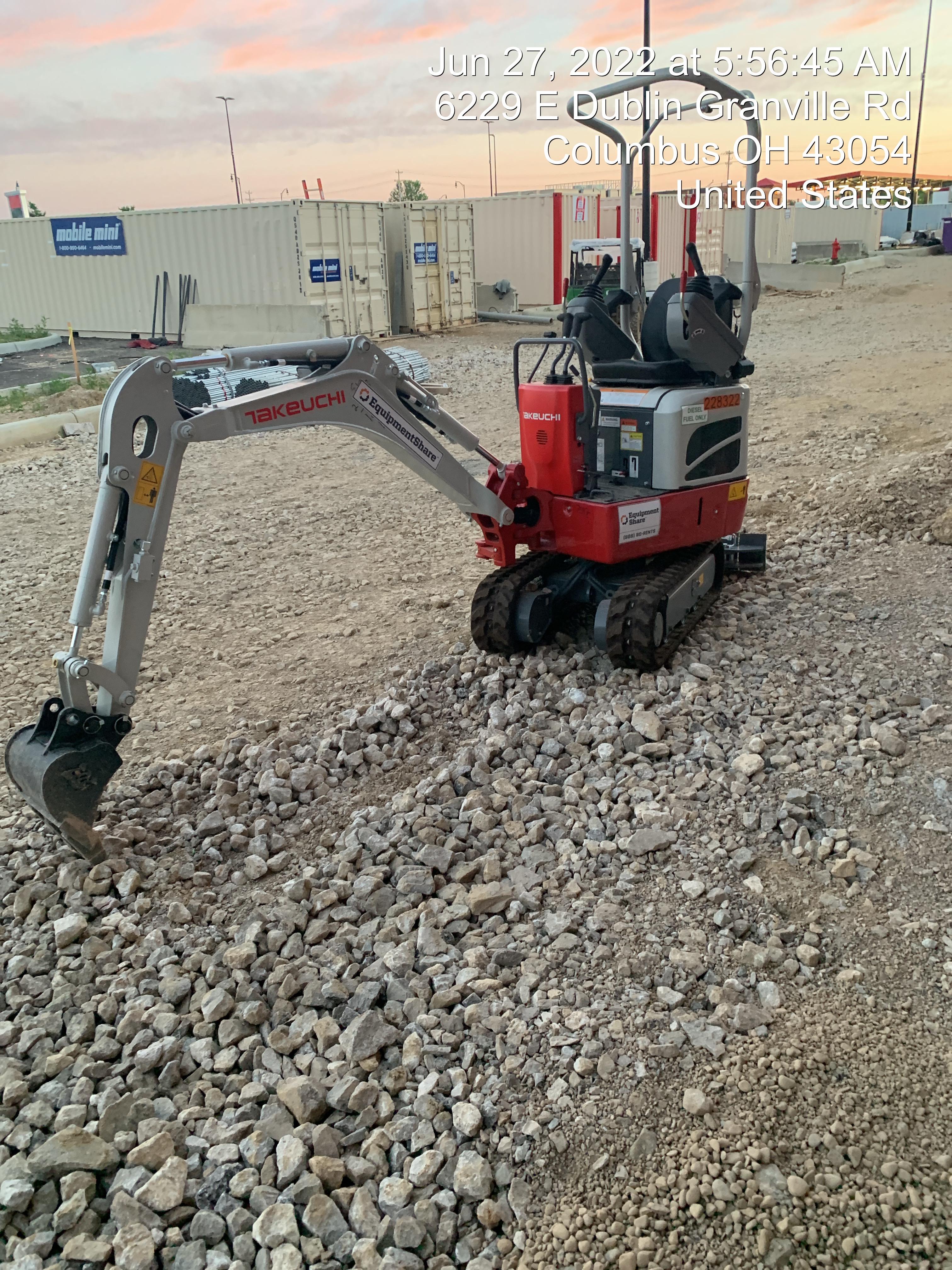 2022 TAKEUCHI TB210R