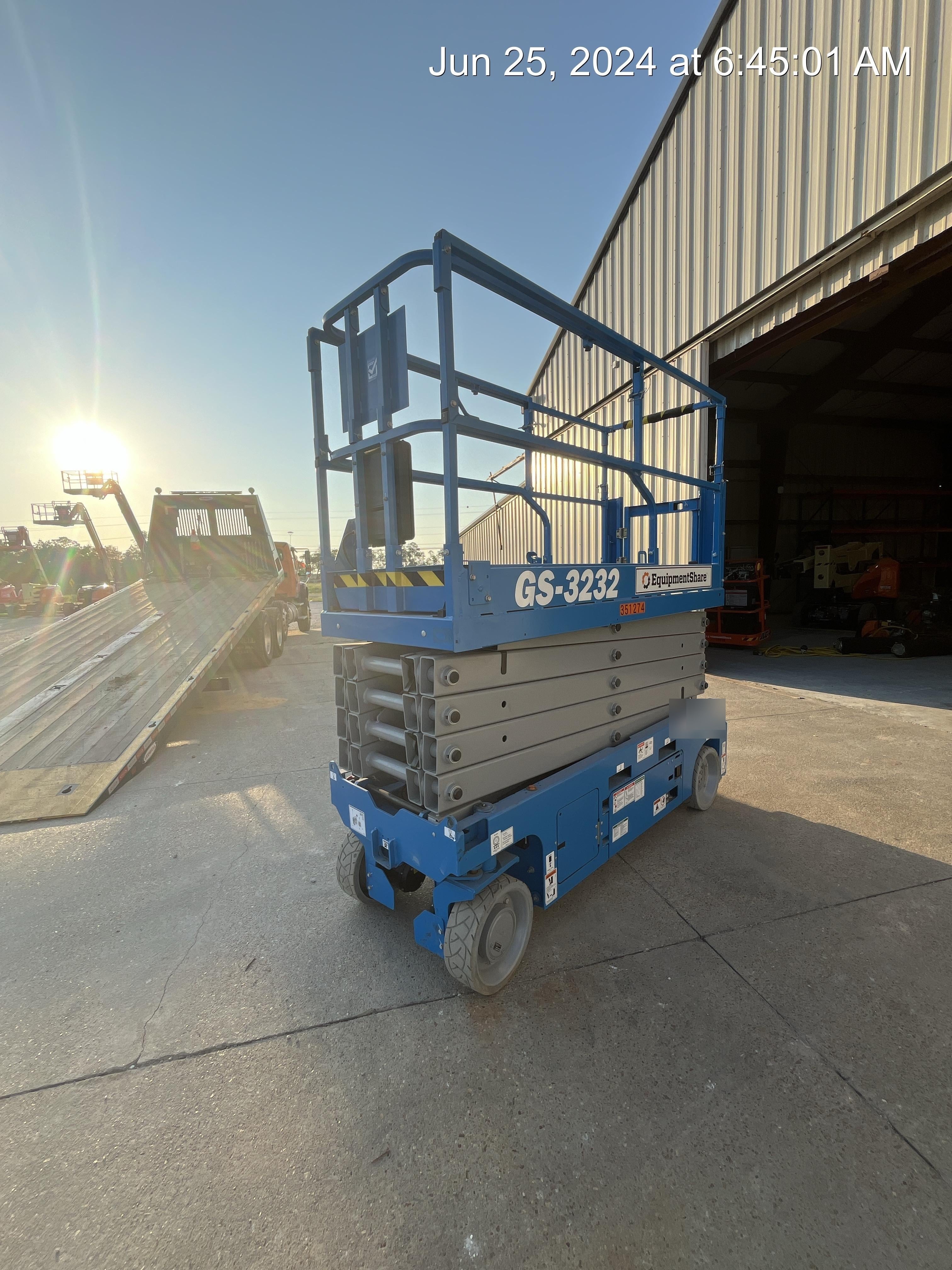 2023 GENIE GS-3232