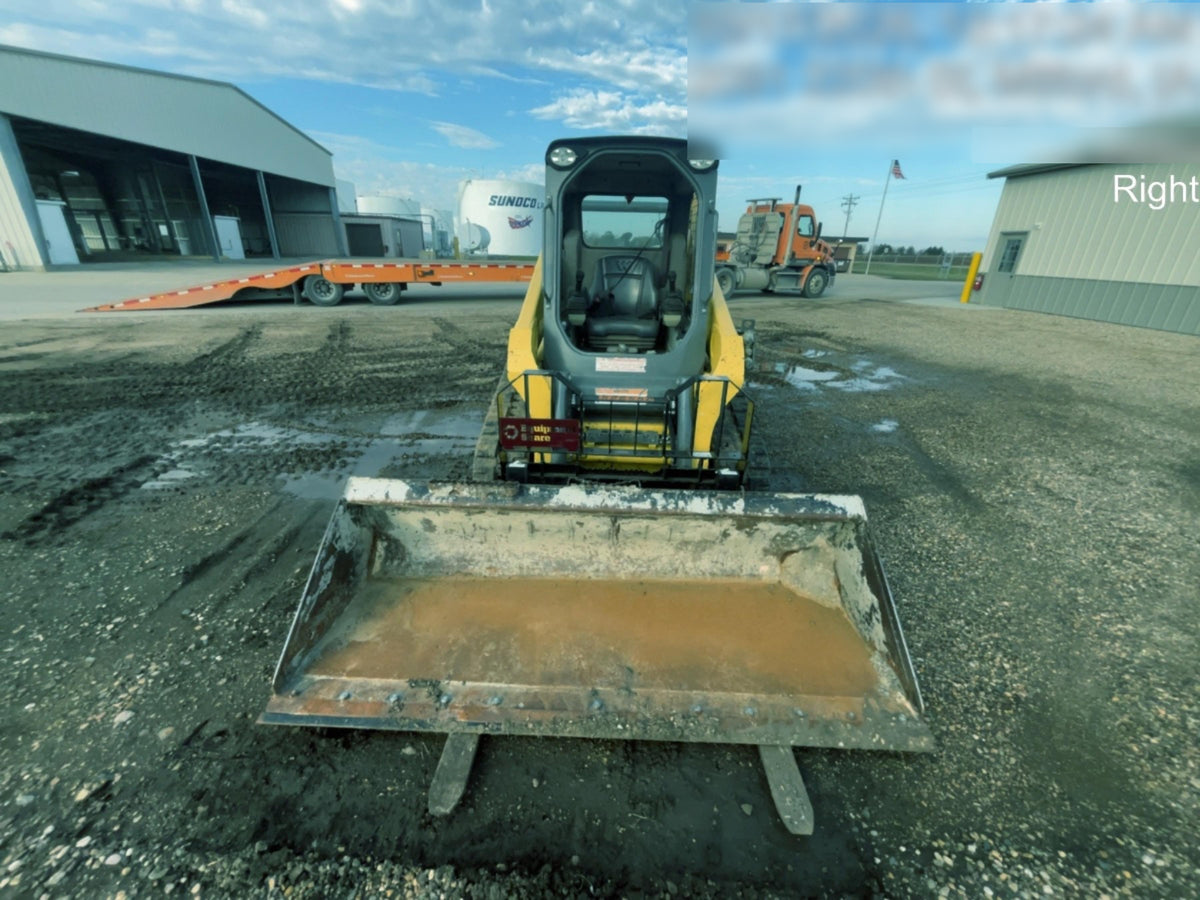 2018 Wacker Neuson ST31 ST31 8k Tracked Skid Loader, Canopy, 2 speed, Bucket Leveling , Selectable EH Controls, Variable speed fan, Cyclonic precleaner, 75" Bucket LP w/ smooth bolt on edge