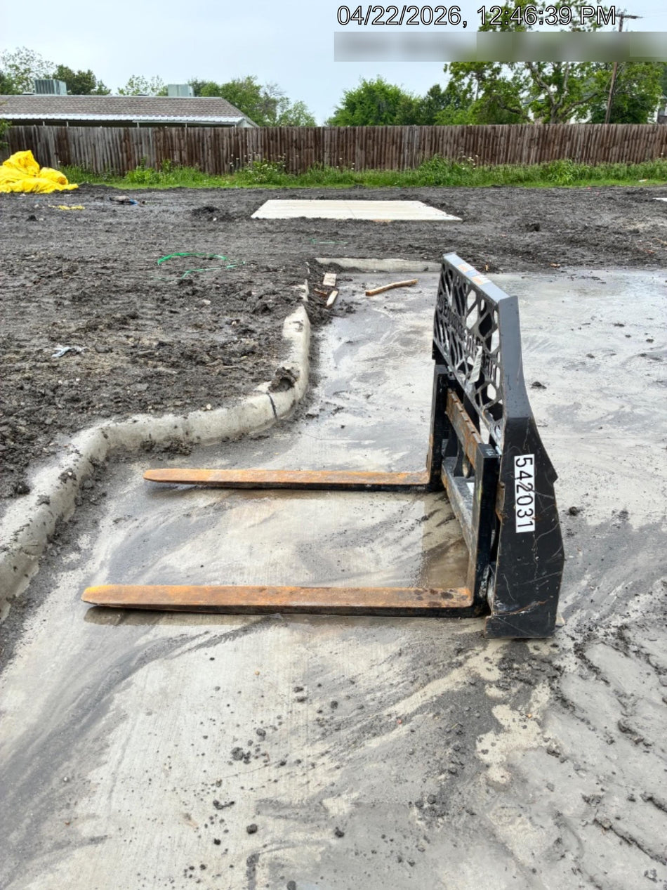 2025 PALADIN 48" Pallet Forks - Paladin