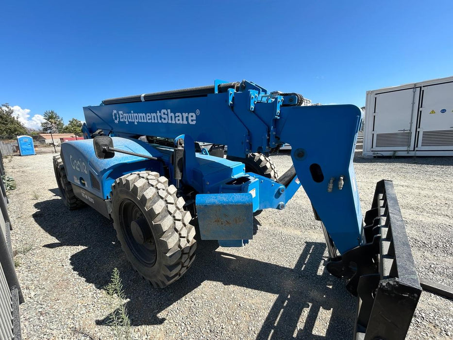 2024 JLG 1001095418S