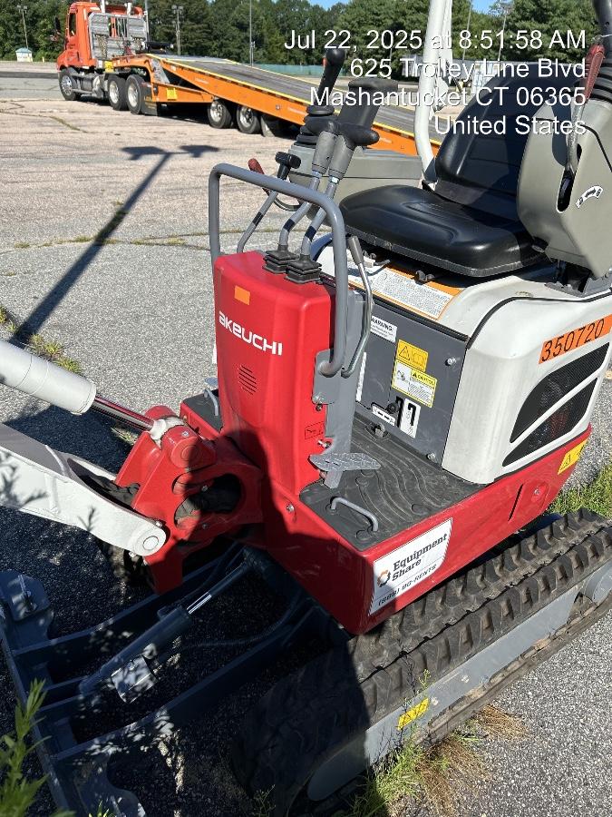 2023 TAKEUCHI TB210R
