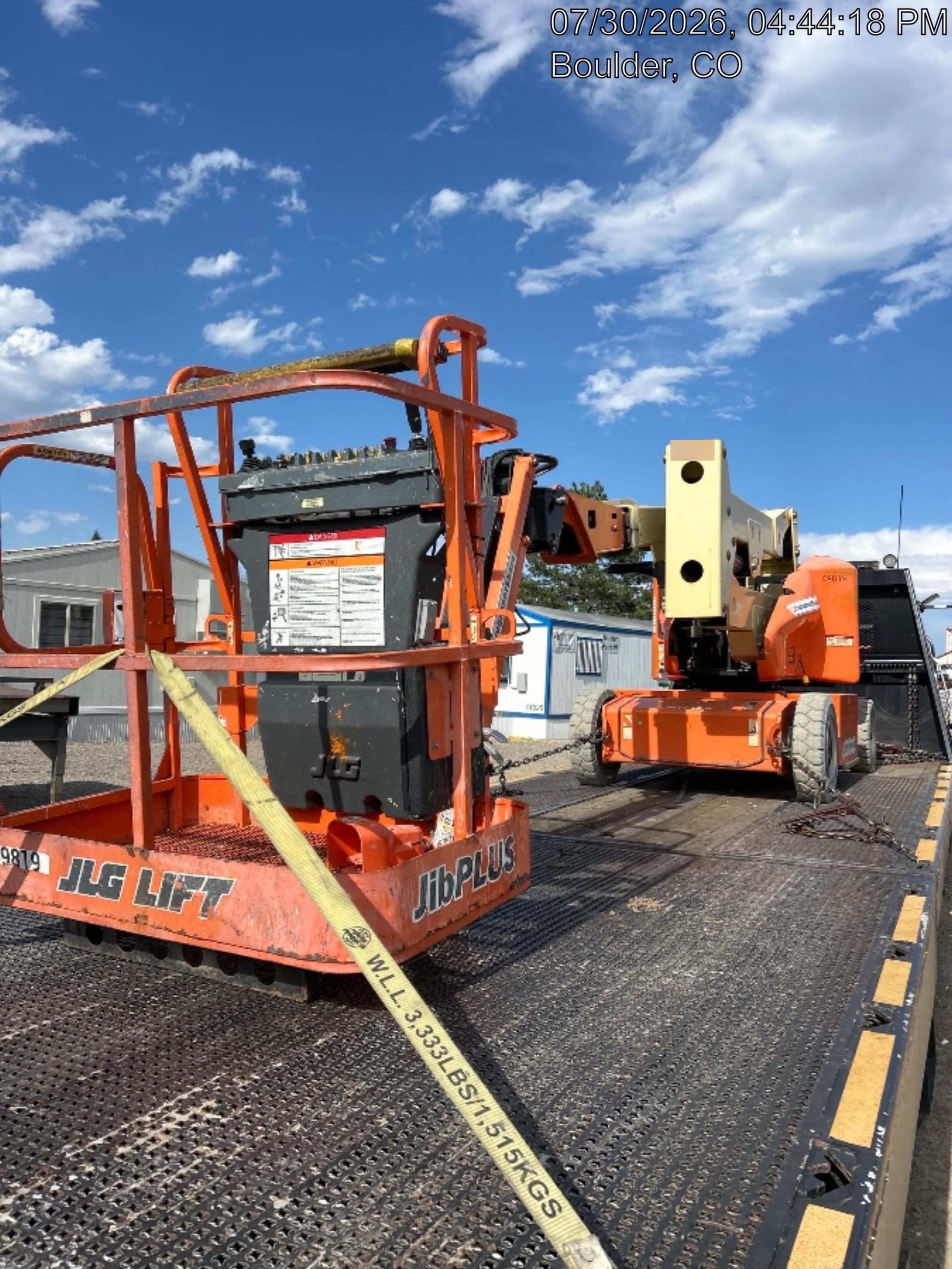 2019 JLG E400AJPN